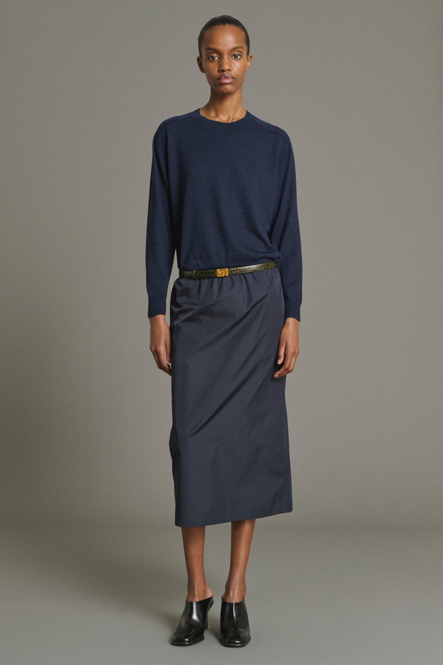 Pullover Pio – Marineblau Feines Merino-Leder Damen – Soeur