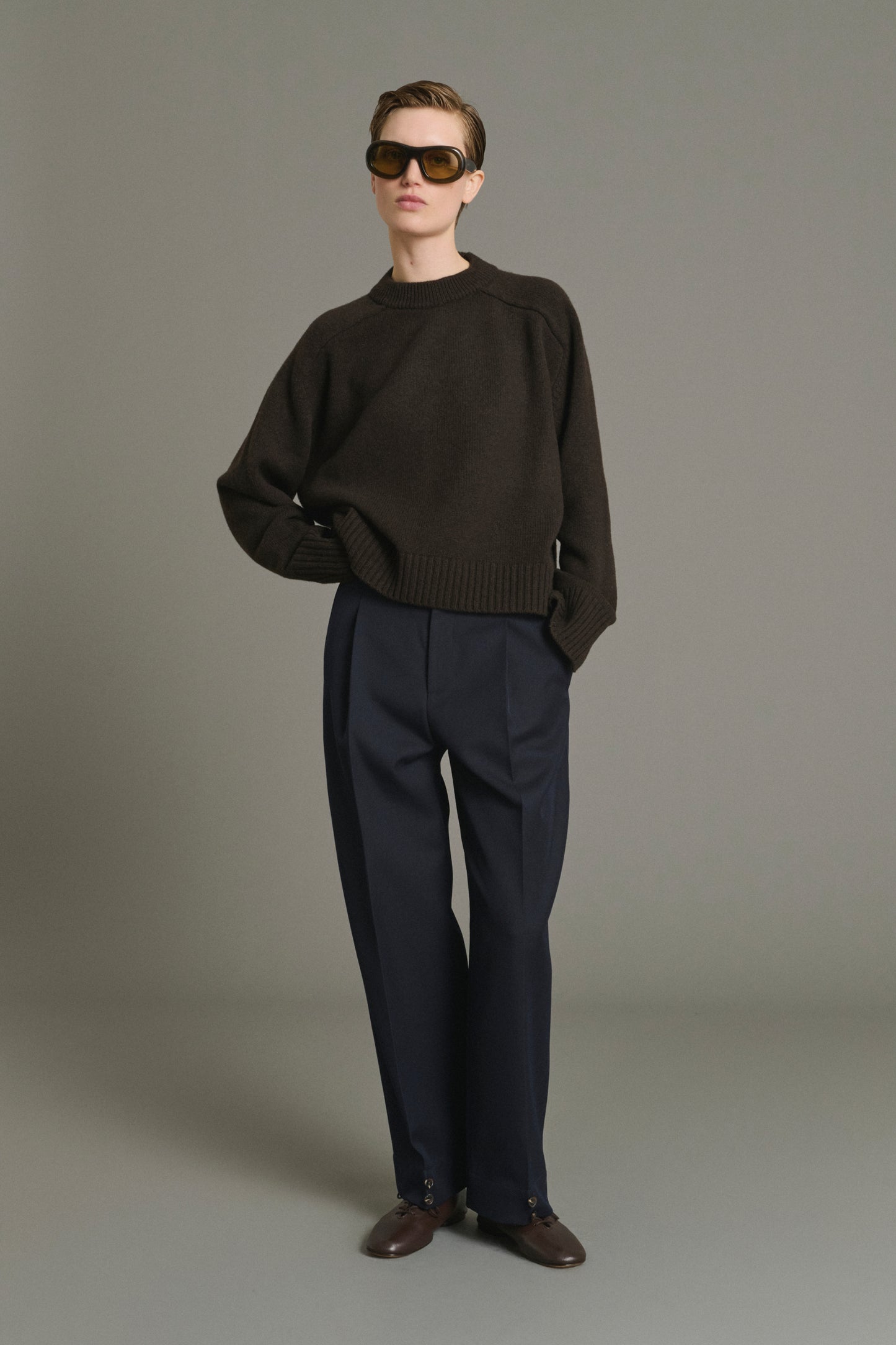 Felix Trousers - Navy Wool Pleated Women's - Soeur